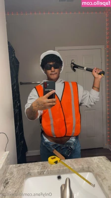diorxxdick - Would like to update my iPhone to the new 13 max (camera is amazing)