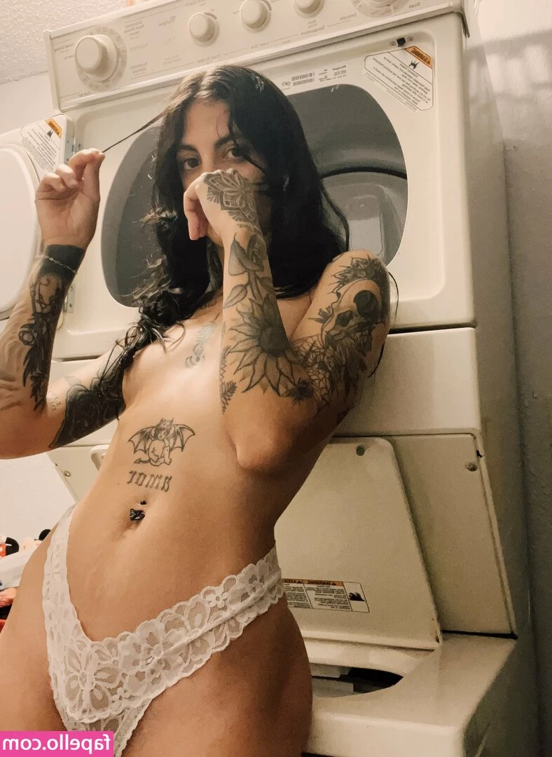 ch0fia - Don t forget to tip if you want to see the behind view  x