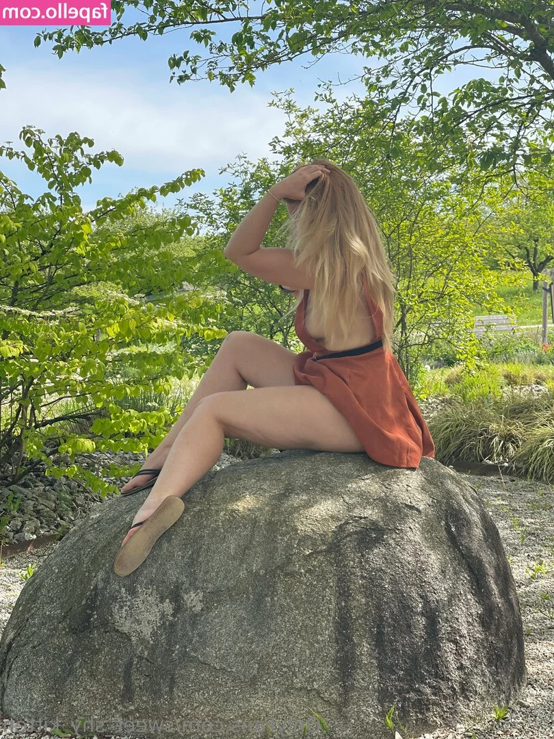 sweet_shy_kitten [ sweet-shy-kitten ] - I will give you the most pleasant emotions, dear🌹💋Live and