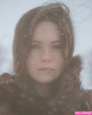 Hera Hilmar [ hera-hilmar ] - Part 3  more playing