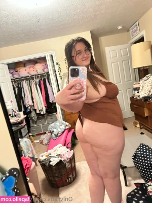 yourfairiegf [ yourfairiegf-1 ] - Wanna come back to mine for a study group? 😜