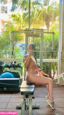 Juliana Silveira [ juliana-silveira ] - I need a spanking daddy  I ve been very naughty