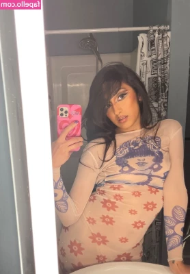Raveena - Love to suck nipples
