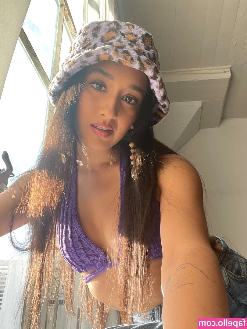 Raveena - Here s a thank you pic for being patient with me   I should have my