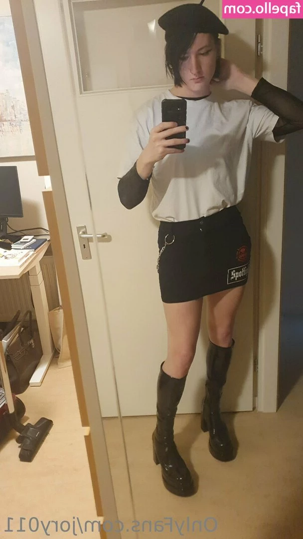 jory011 - I tried on my new outfits for you  Tell me in the comments which one