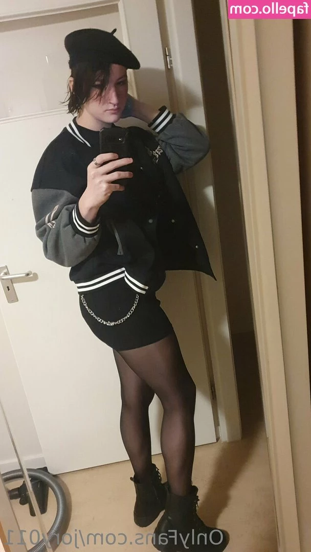jory011 - My big booty is making this skirt look small. Does it look Good on me