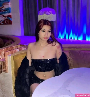 Meia.Cassandra [ meia-cassandra ] - Fat ass and I can take dick 😈✅