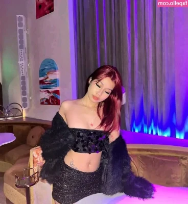Meia.Cassandra [ meia-cassandra ] - Come WORSHIP this beautiful ass on this Sunday, day of worship. Make