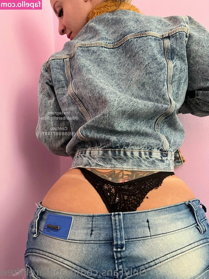 babibarellifree - This is what I do with you my slave