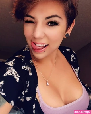 Midnightfox328 - I hope you guys have a good night 💜 normally I take sundays off