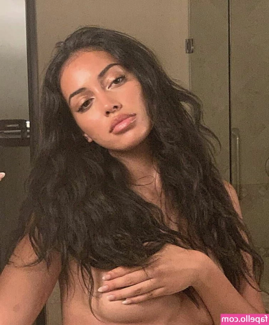 Cindy Kimberly [ cindy-kimberly ] - The strength and compassion of these ankles is visible  I ll step on