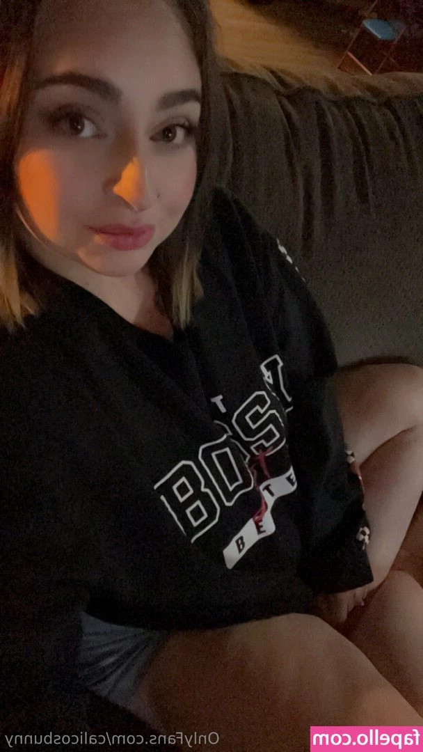 calicosbunny - Do you prefer shaved trimmed or not trimmed vote here