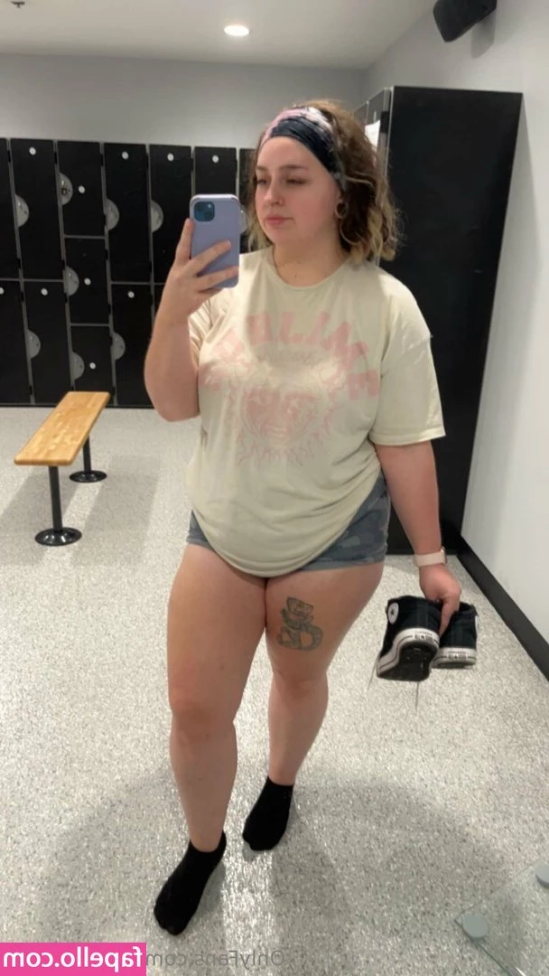 calicosbunny - I love to cum with this.