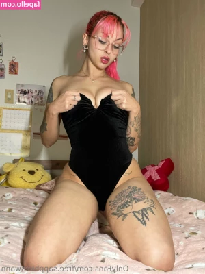free.sapphireswann [ free-sapphireswann ] - Cum join me