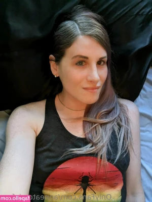 anneatomicfree - Good morning   Does daddy like when I caress my body  Just think