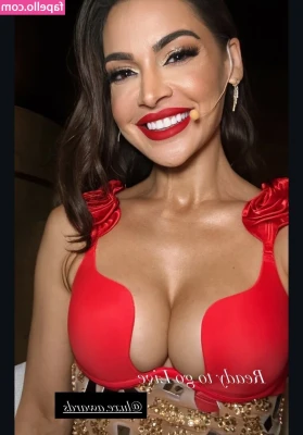Shashi Naidoo [ shashi-naidoo ] - So you love public footjobs? ✅ Car footjob? ✅ Nylon footjob? ✅