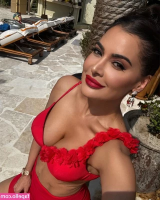 Shashi Naidoo [ shashi-naidoo ] - I couldn t choose  again