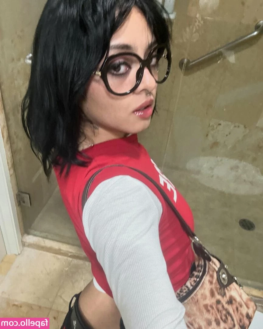 Cachirula - Nurse Aubrey - I only have time for a 30 minute break in my car but I
