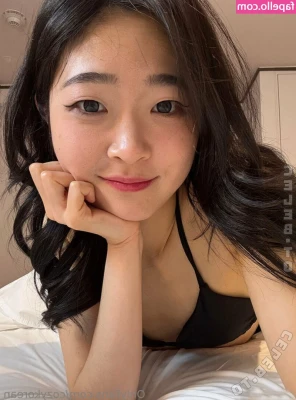 Cozykorean - Micro g string kini bottoms✅