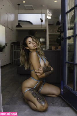 Cynthiaaluxx [ cynthiaaluxx-1 ] - i got a little stuck earlier