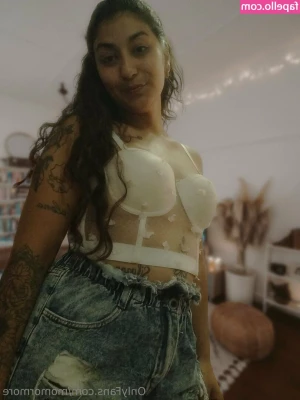 Camii Noriega [ camii-noriega ] - Some extra content of @xpocahontas1x and me having fun with the