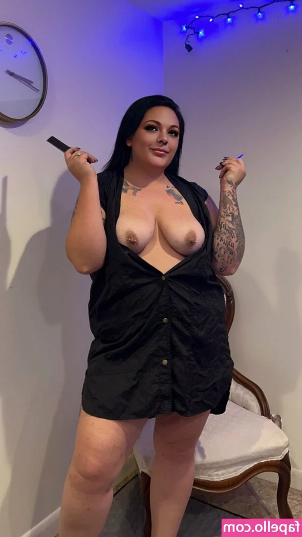 chelseacheeks69 - Who wanted more shoes  Love these boots  I should try taking a full