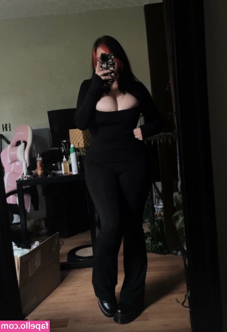 Octoberluvr - Y all are still here    I figured for sure everyone would have