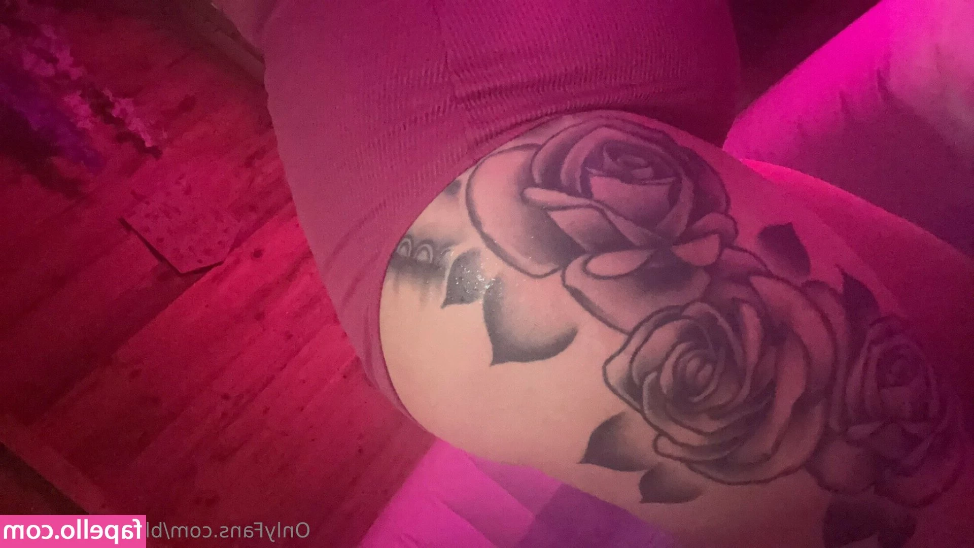 blondebabe190 - Blonde hair  I don t ever wear this  Tip