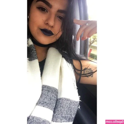 Charlotte Godoy [ charlotte-godoy ] - O pasarica in grupul papitoaielor mele 😋❤️