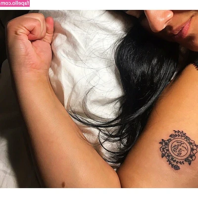 Charlotte Godoy [ charlotte-godoy ] - Don't I make your heart skip a beat? 💗