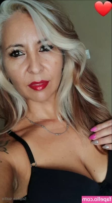 sophiasotto - Hey everyone we will still be streaming today! We are just driving