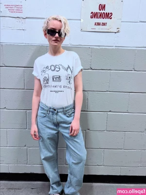 Julia Garner [ julia-garner ] - Really should ve been the hot cheer captain that gets slutted out