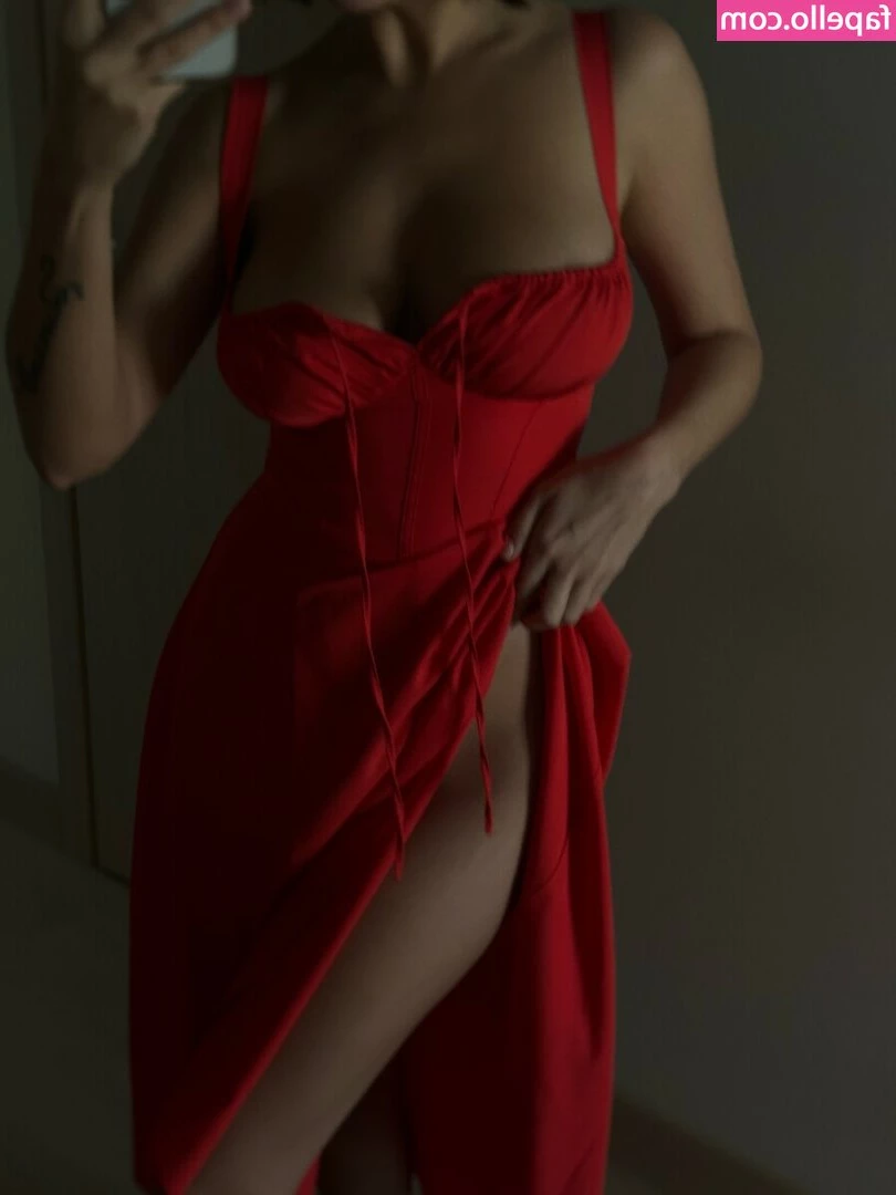 Alice Mamonova [ alice-mamonova ] - let's do it here daddy 😈