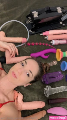 nina_love1_free [ nina-love1-free ] - How would play with me if you could