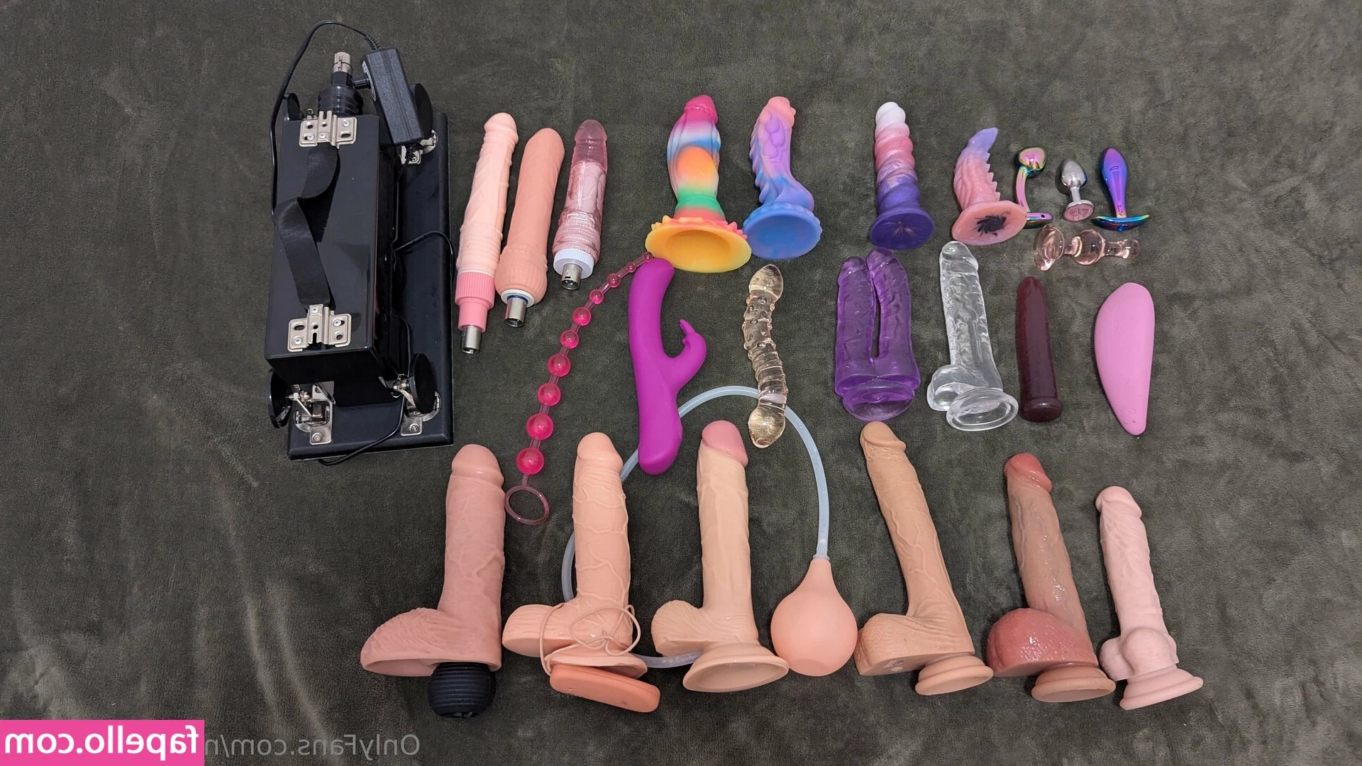 nina_love1_free [ nina-love1-free ] - What do you love most about my size 12s