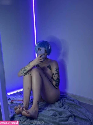 Lilsarcasme [ lilsarcasme-8 ] - Well...good morning. 😏