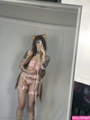Lilsarcasme [ lilsarcasme-8 ] - My super-visible problem at work today  So naturally I had to deal