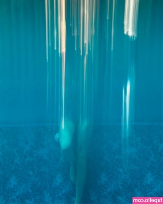 143joannagc - Do you want to be in my splash zone