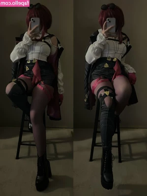 miaobunn - Naughty librarian 🤓😏