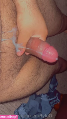 ryan_925 [ ryan-925 ] - good morning :) lets cum together❣️  VIDEO REMOVED - DM FOR