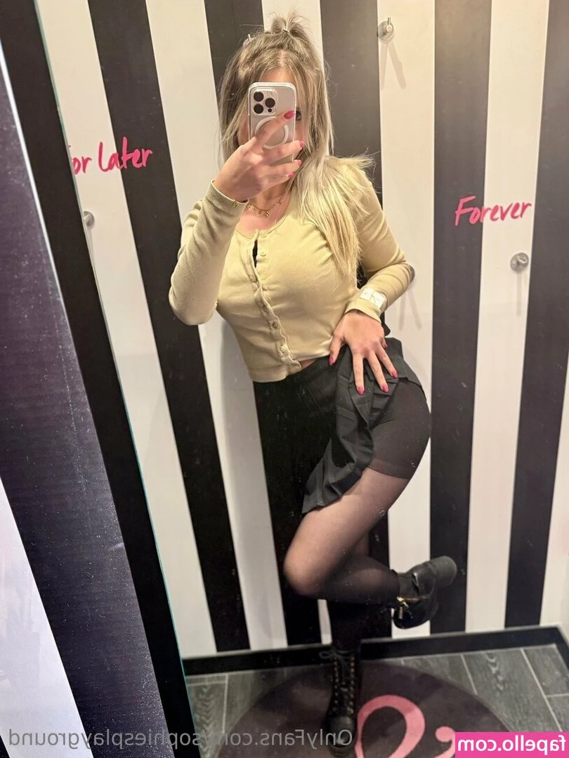 sophiesplayground - Ready for some new content  Drop a message in DM
