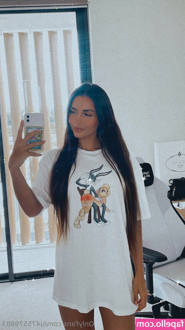 madisonshaw - https://onlyfans.com/437635289/silviasiciliaxxx