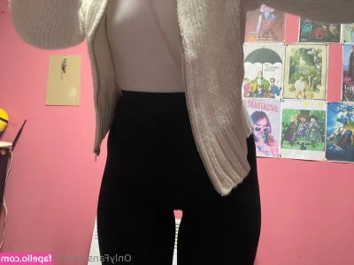 kristina8585 - it is going to be very hard for you to refrain from cuming   but i