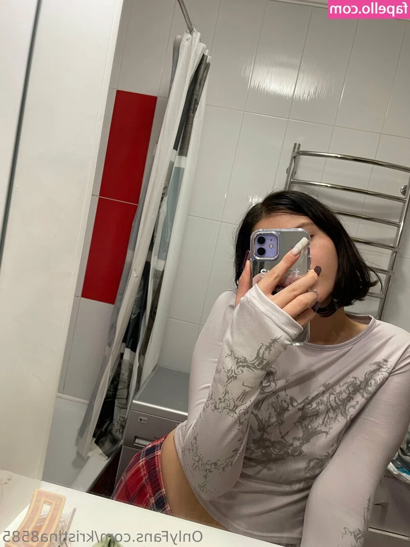 kristina8585 - Need a little something to help with your Monday mood  I bet 
