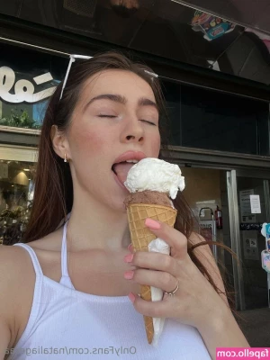 nataliageraa - STOP SCROLLING  want_u_inside   Her wet pussy   is waiting for your