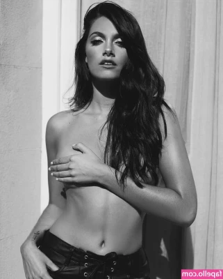 Oriana Sabatini [ oriana-sabatini ] - Since being up since 4am to make a Dawn service I have had a lazy day