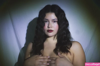 spiralingxlonely - These boobs are so hard to keep to themselves  they re always trying