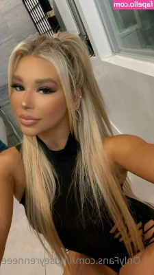 lindseyrenneee - Taste my 🍑