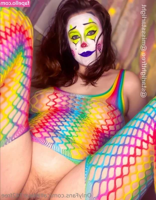 calliebear742free - Do you enjoy this? Help me hit my goal and I’ll post another! 😘