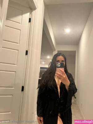 asianhotwifegrace - Who wants to have some fun? I'm very horny!
